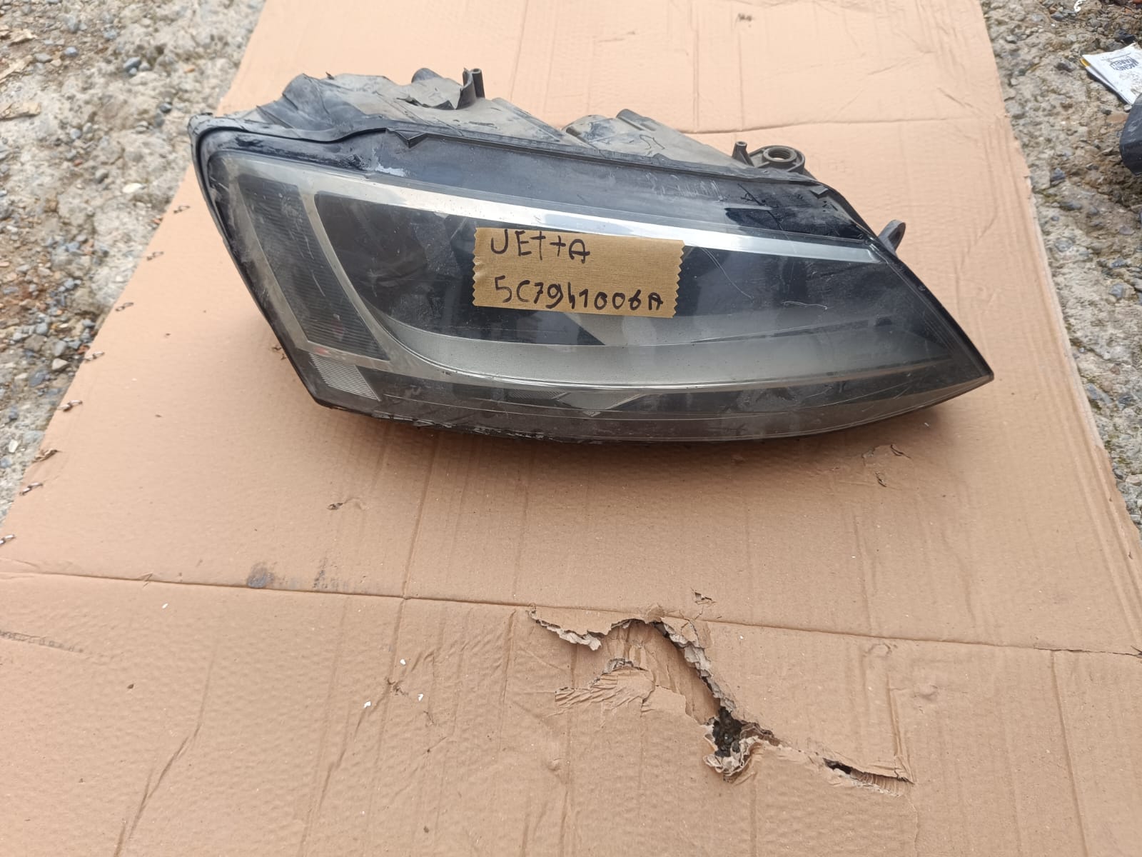 VOLKSWAGEN JETTA 2011-2017 SAĞ ÖN FAR OEM 5c7941006a