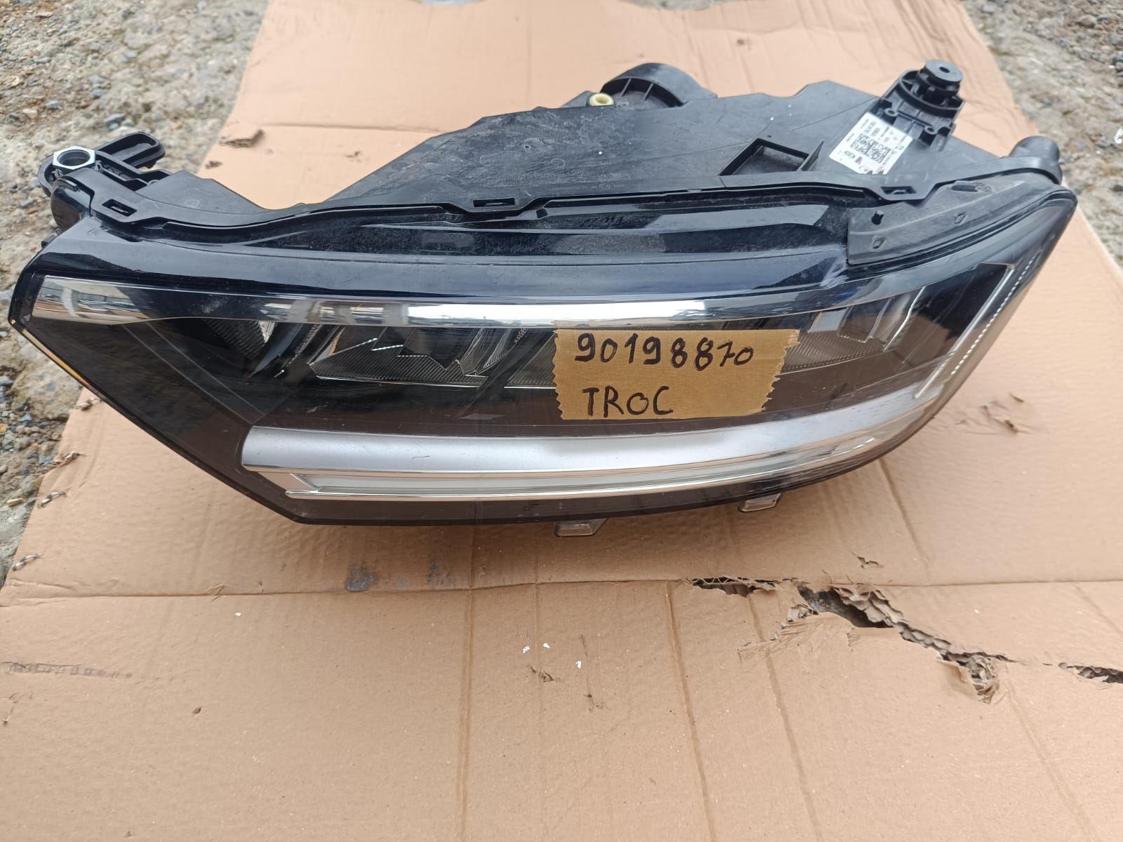 VOLKSWAGEN T-ROC SOL ÖN FAR OEM 90198870