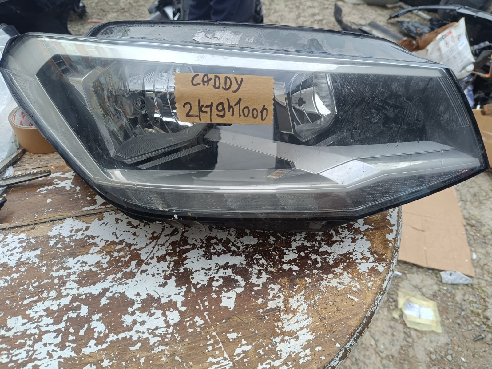 VOLKSWAGEN CADDY SAĞ ÖN FAR ÇIKMA SÖKME YEDEK PARÇA