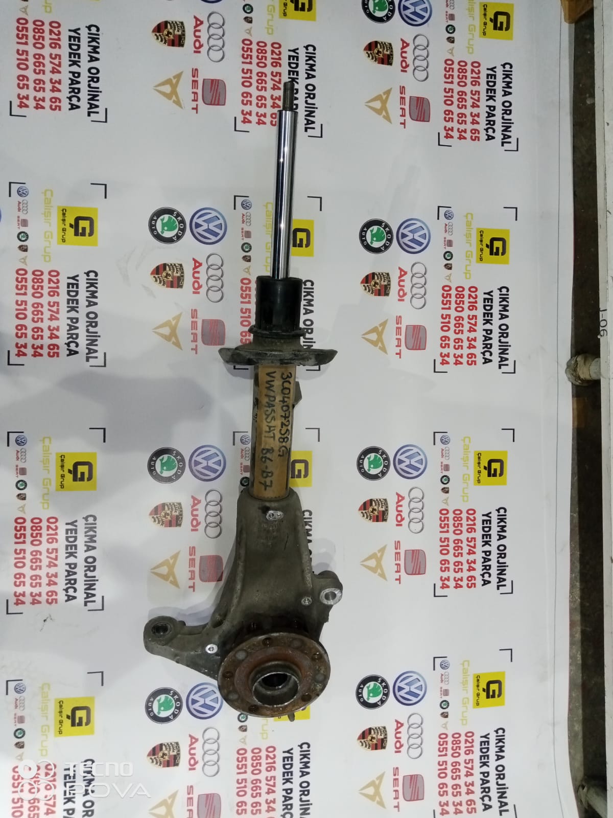 WOLKSWAGEN PASSAT B7-B8 2010 -2016 SAĞ ÖN TAŞIYICI AMARTİSÖR OEM 3c0407258g