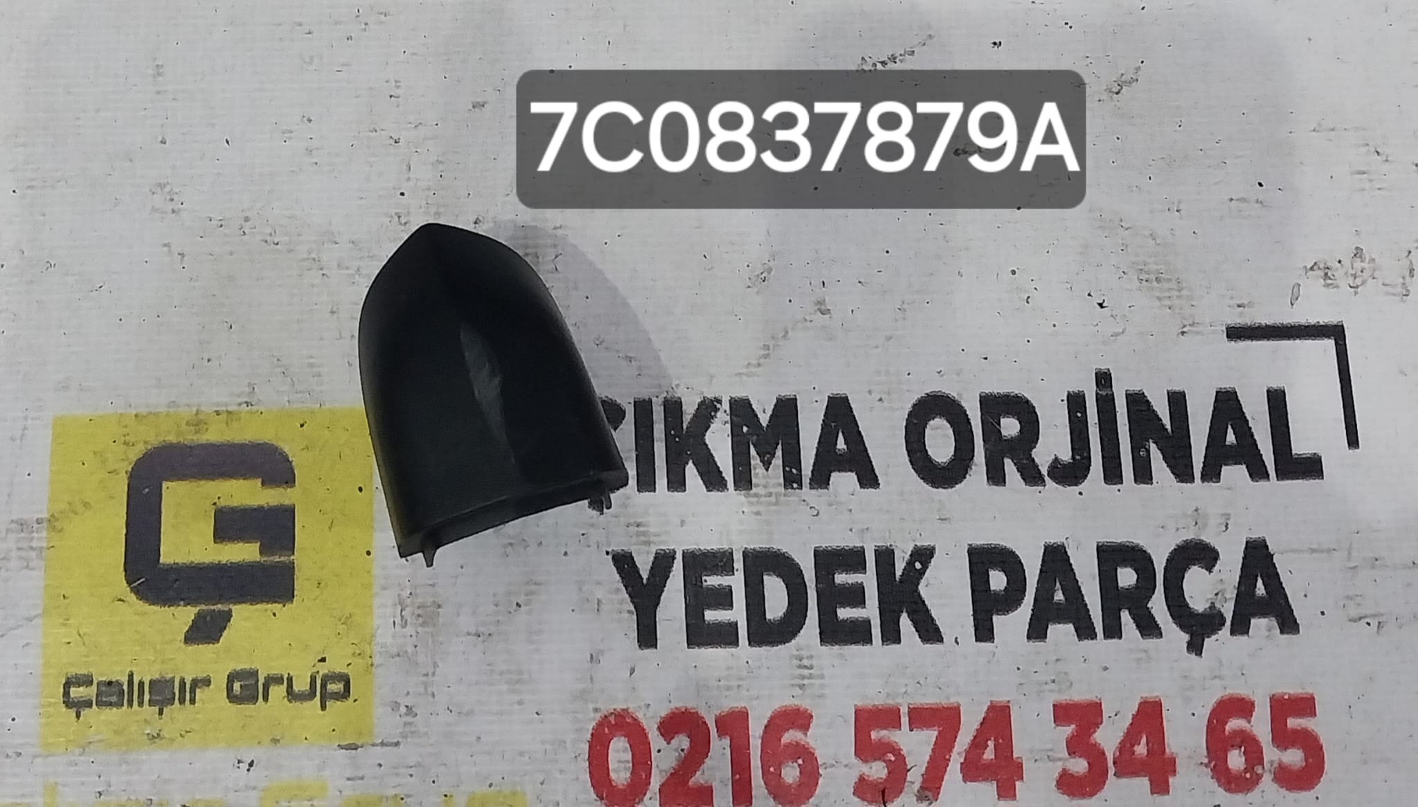 VOLKSWAGEN CRAFTER SOL ÖN KAPI KOLU BADEMİ OEM 7C0837879