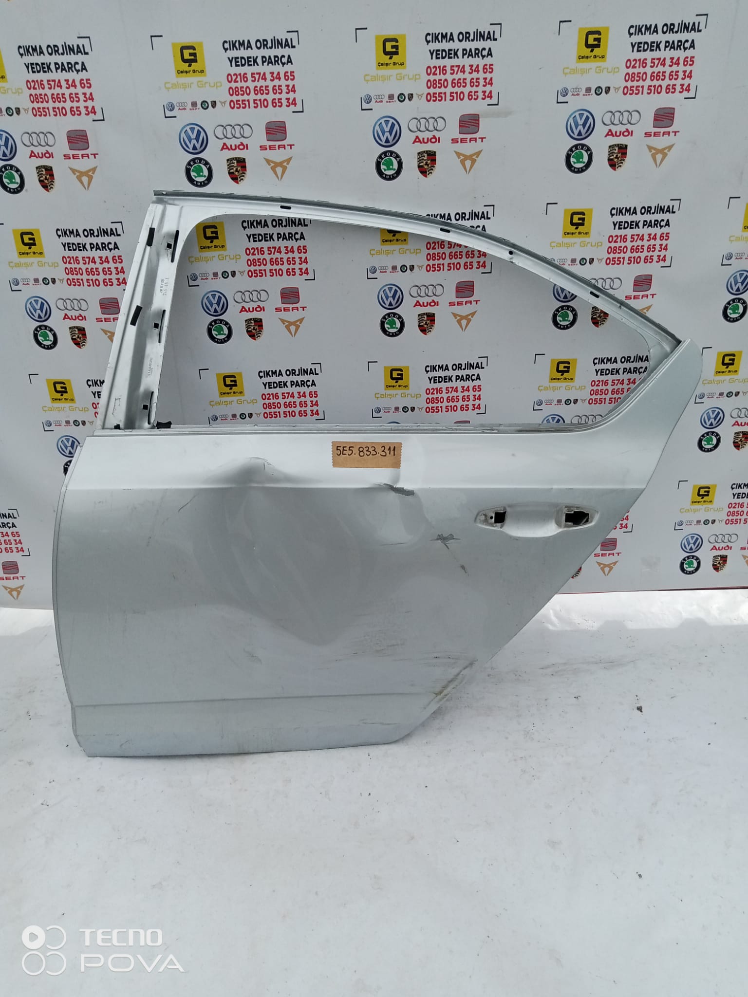 SKODA OCTAVİA 2013-2020 SOL ARKA KAPI OEM 5E5833311