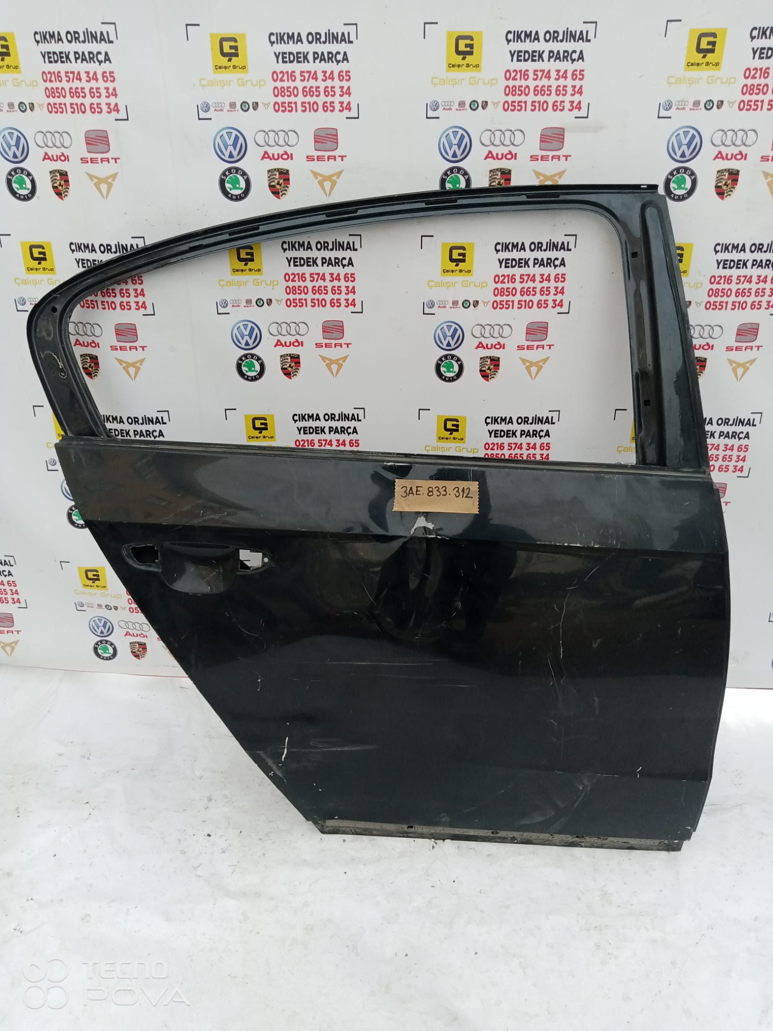 VOLKSWAGEN PASSAT B7 SAĞ ARKA KAPI OEM 3AE833312