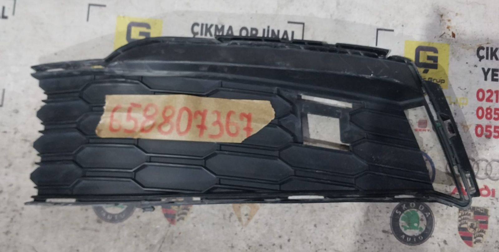 SKODA KAMİQ SOL TAMPON IZGARASI OEM 658807367