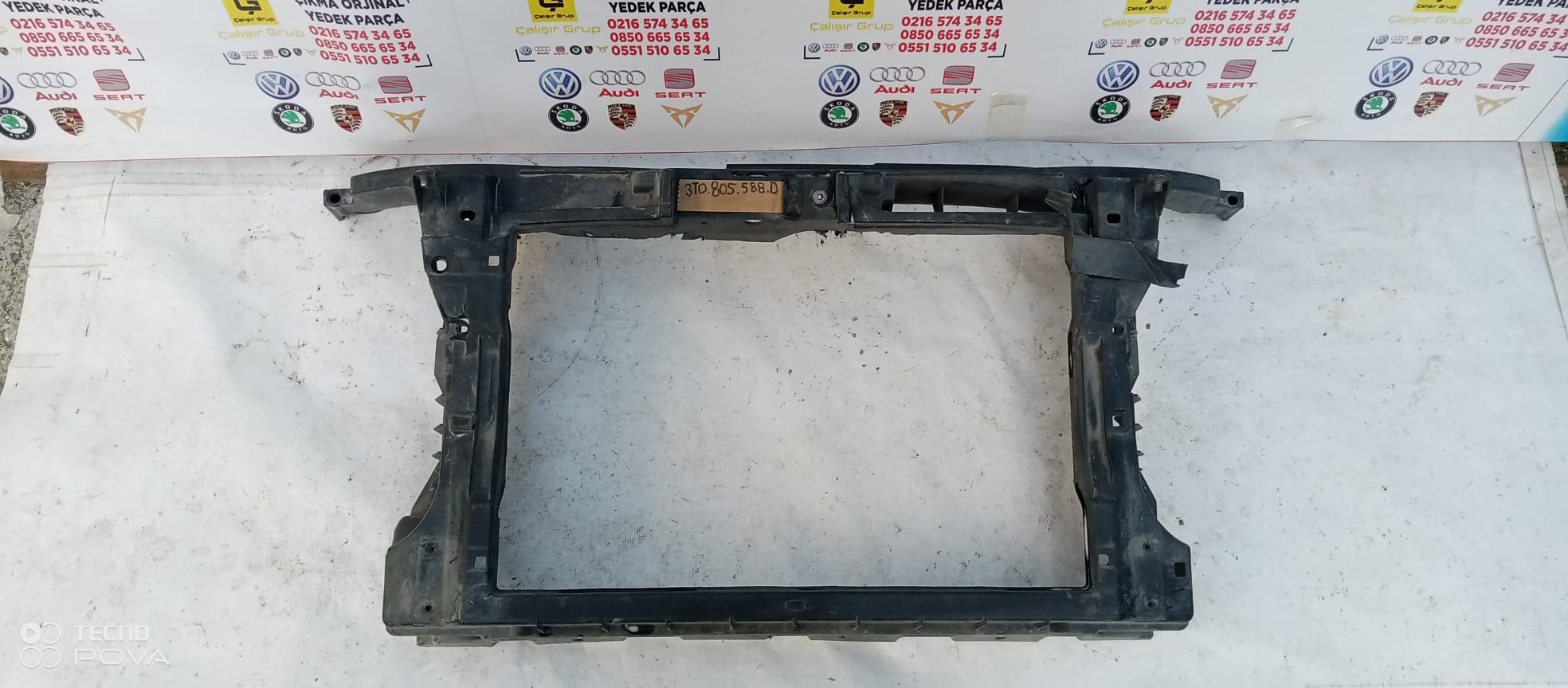 SKODA SUPERB 2008-2014 ÖN PANEL OEM 3T0805588D