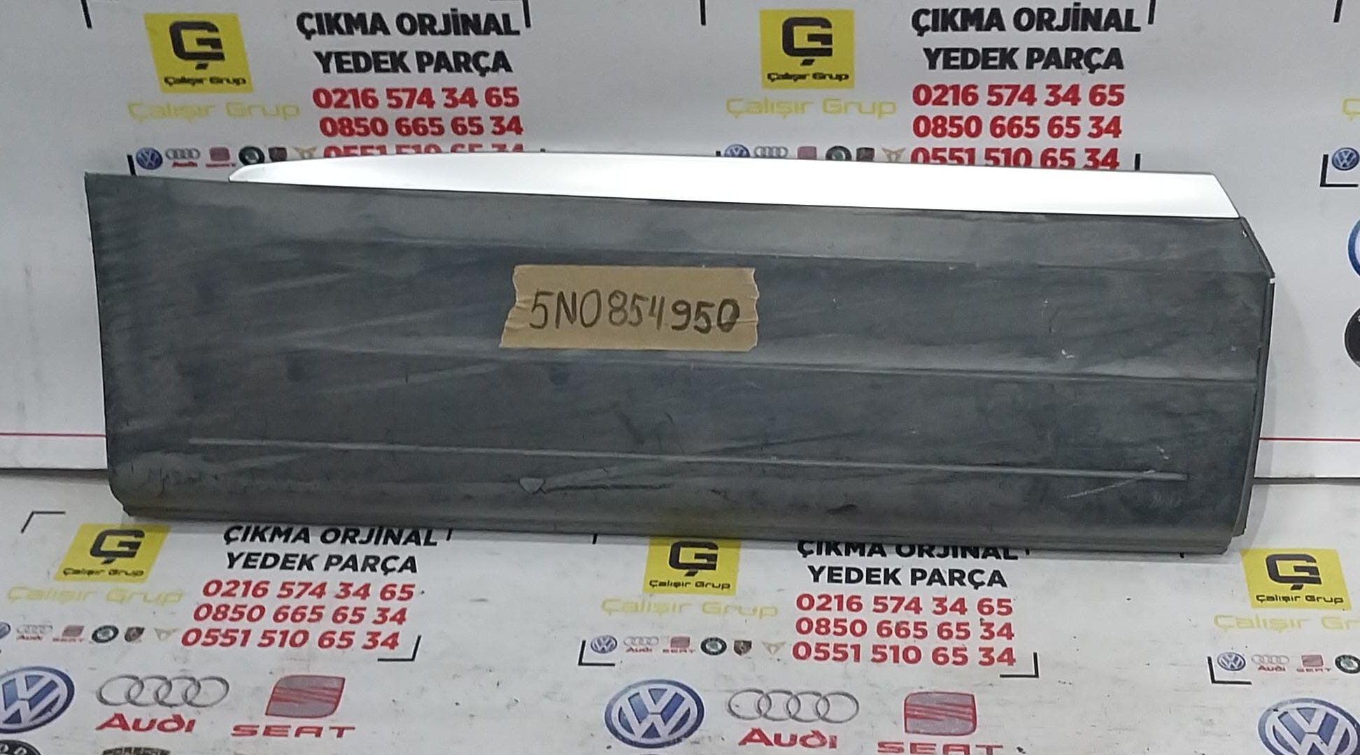 VOLKSKWAGEN TİGUAN SAĞ ARKA KAPI BANDI OEM 5N0854950