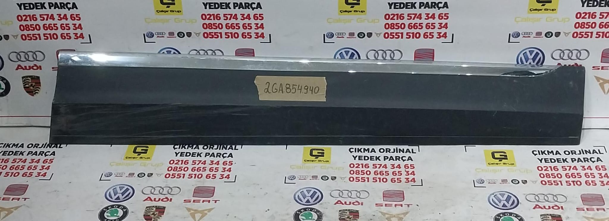 VOLKSWAGEN T-ROC SAĞ ÖN KAPI BANDI OEM 2GA855940