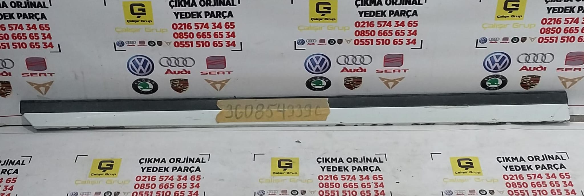 VOLKSWAGEN PASSAT 2015-2023 SOL ÖN KAPI BANDI OEM 3G0854939