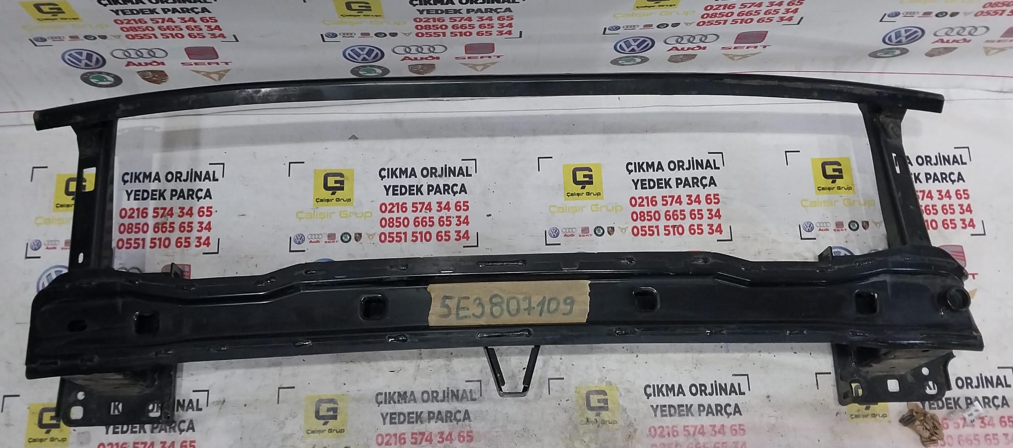 SKODA OCTAVİA 2020-2024 ÖN TAMPON DEMİRİ 5E3807109