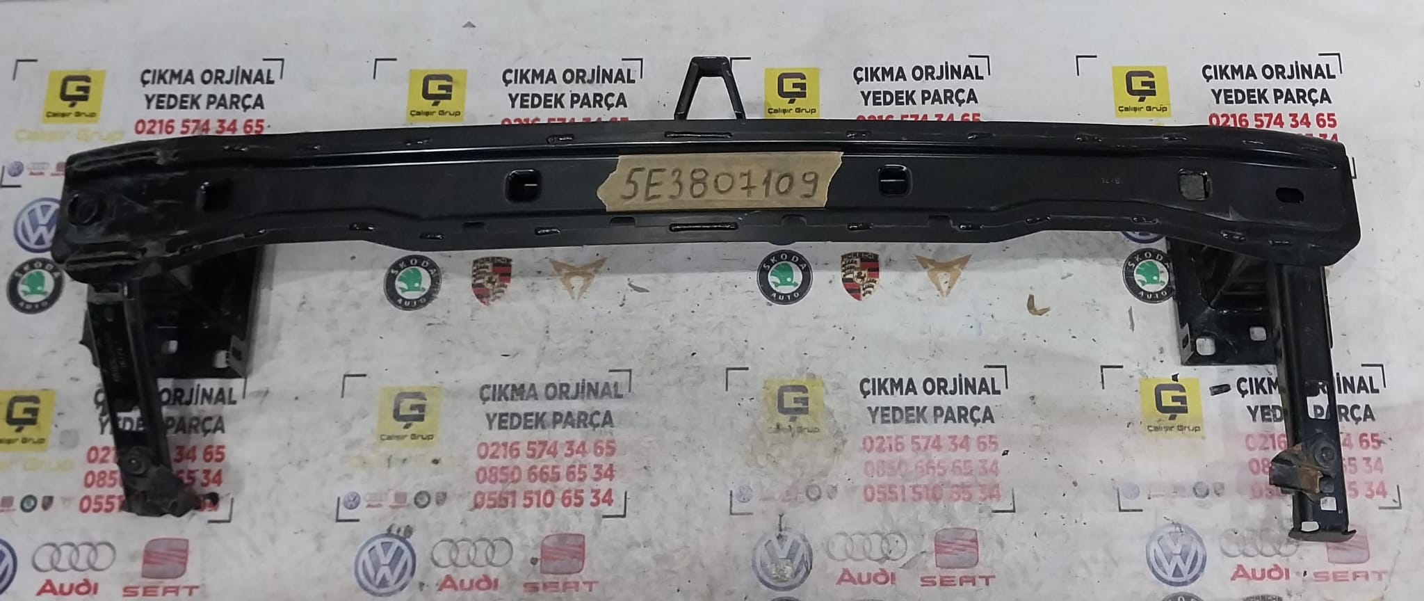SKODA OCTAVİA 2020-2024 ÖN TAMPON DEMİRİ 5E3807109