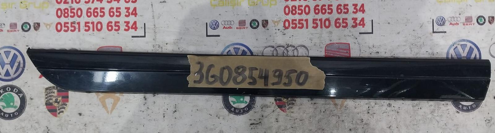 VOLKSWAGEN PASSAT 2015-2023 SAĞ ARKA KAPI BANDI OEM 3G0854950