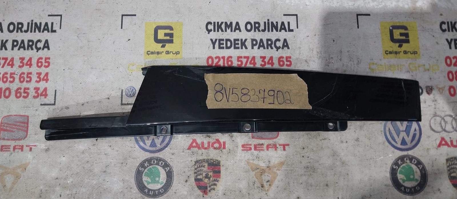 AUDİ SEDAN A3 2015-2020 SAĞ KAPI ÜST BAKALİT OEM 8V5837902