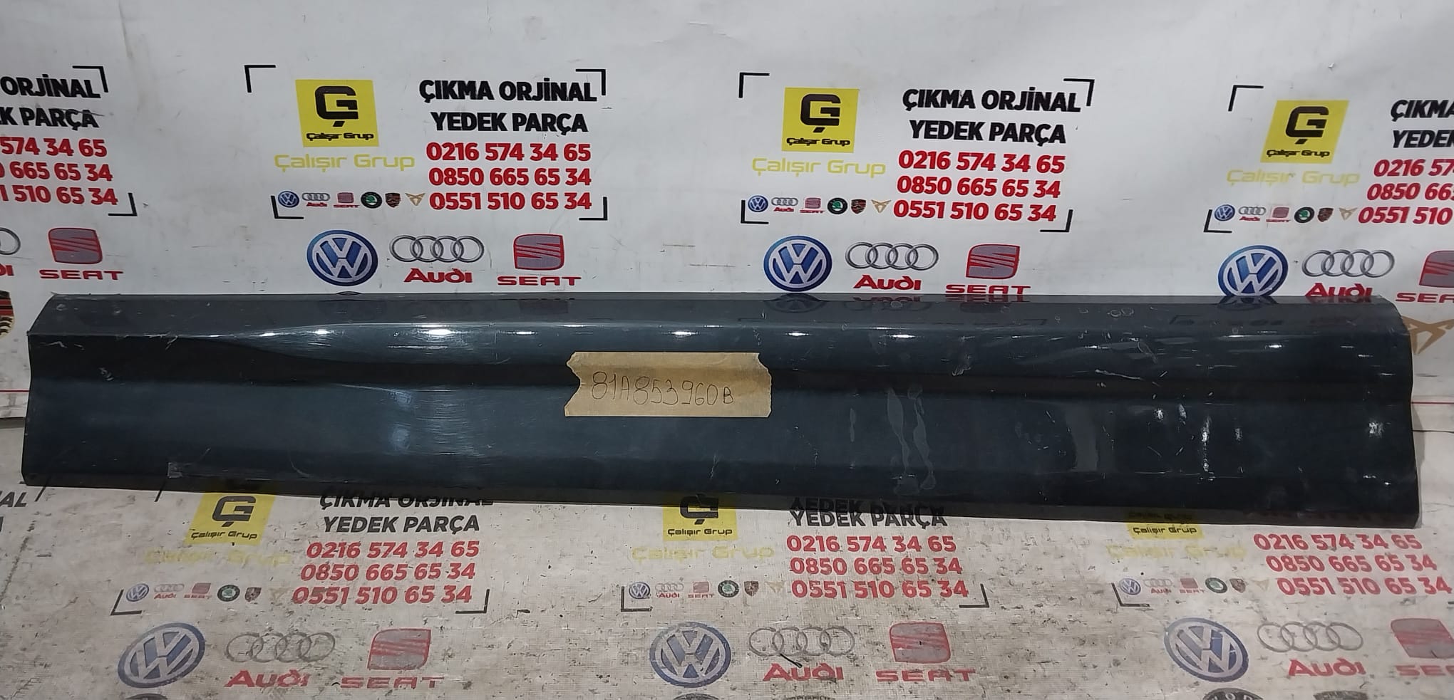 AUDİ Q2 SAĞ ÖN KAPI BANDI OEM 81A853960B