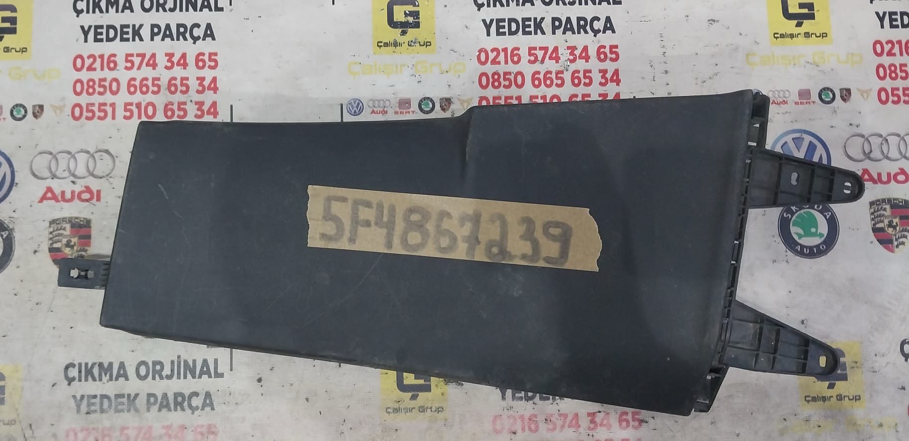 SEAT LEON SOL ORTA DİREK KAPLAMASI OEM 5F4867239