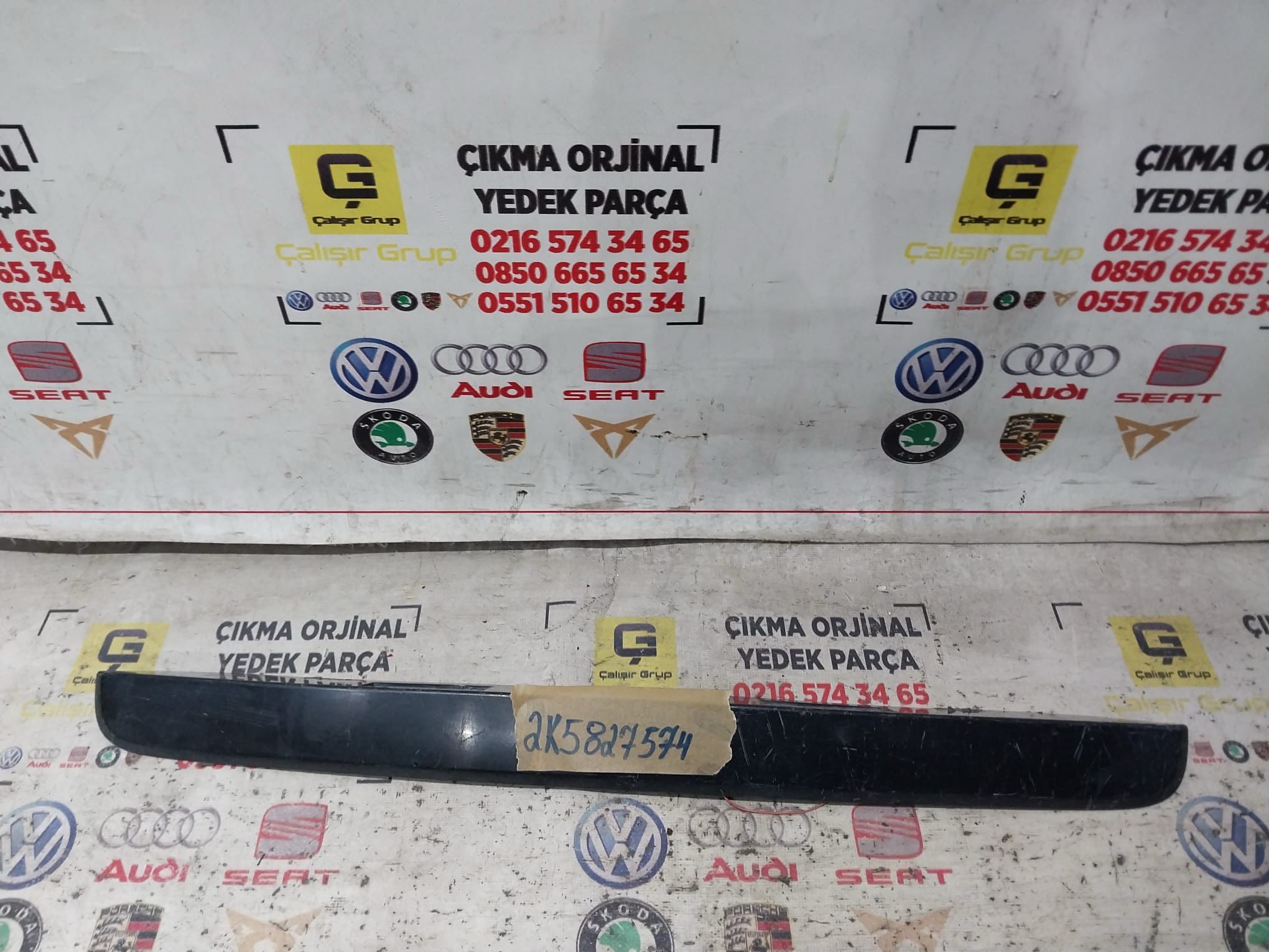 VOLKSWAGEN CADDY BAGAJ KAPAĞI PLAKA AYDINLATMA PLASTİĞİ OEM 2K5827574