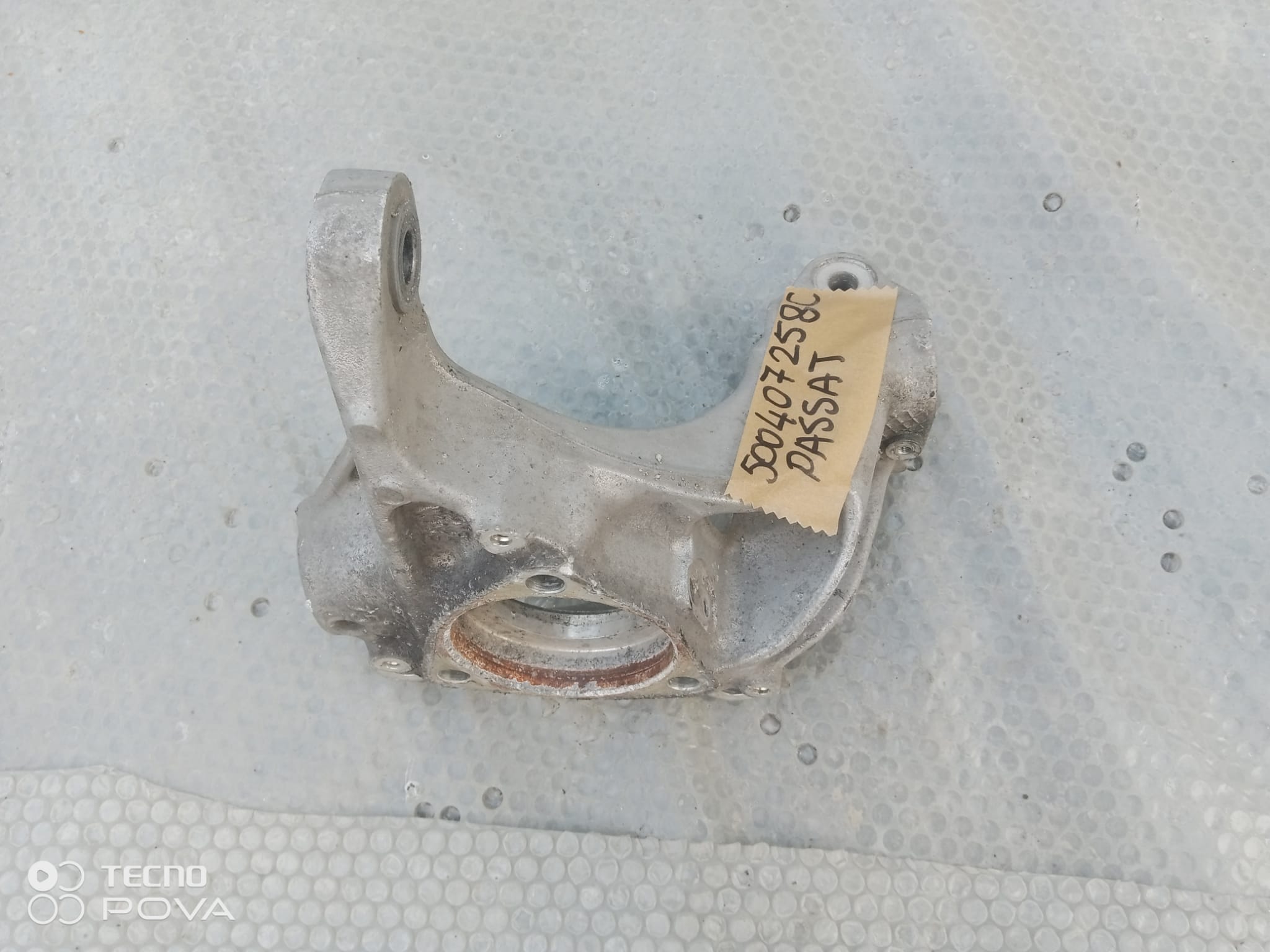 VOLKSWAGEN PASSAT TAŞIYICI OEM 5004072580