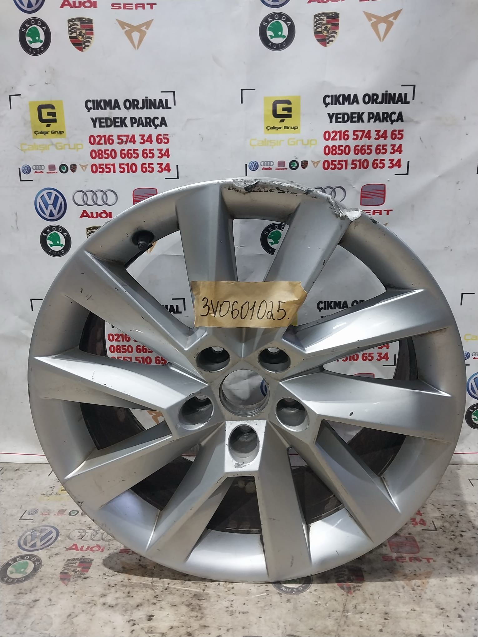 SKODA SUPERB ORJİNAL ÇIKMA JANT OEM 3V0601025