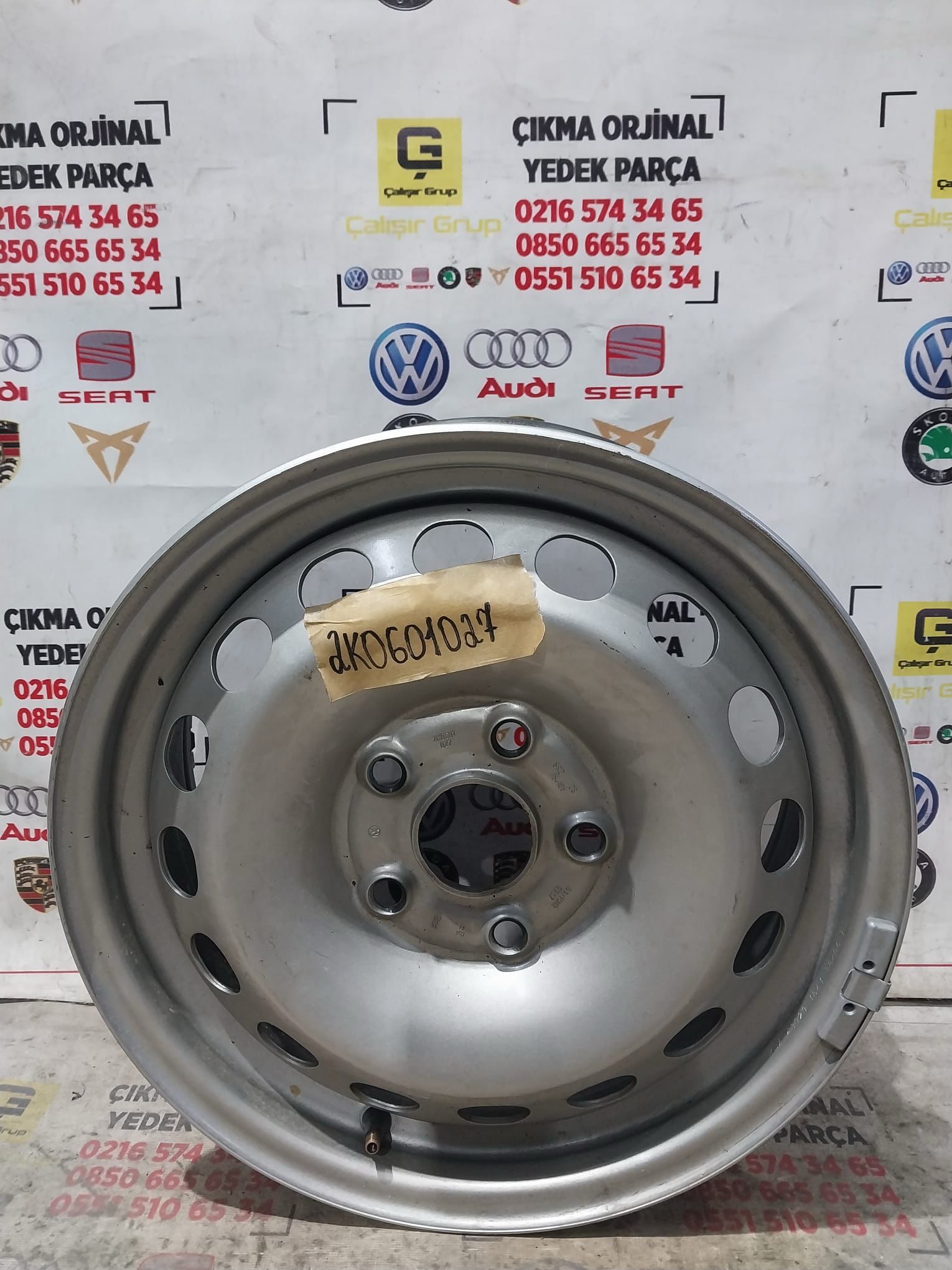 VOLKSWAGEN CADDY JANT OEM 2K0601027 ÇIKMA SÖKME YEDEK PARÇA