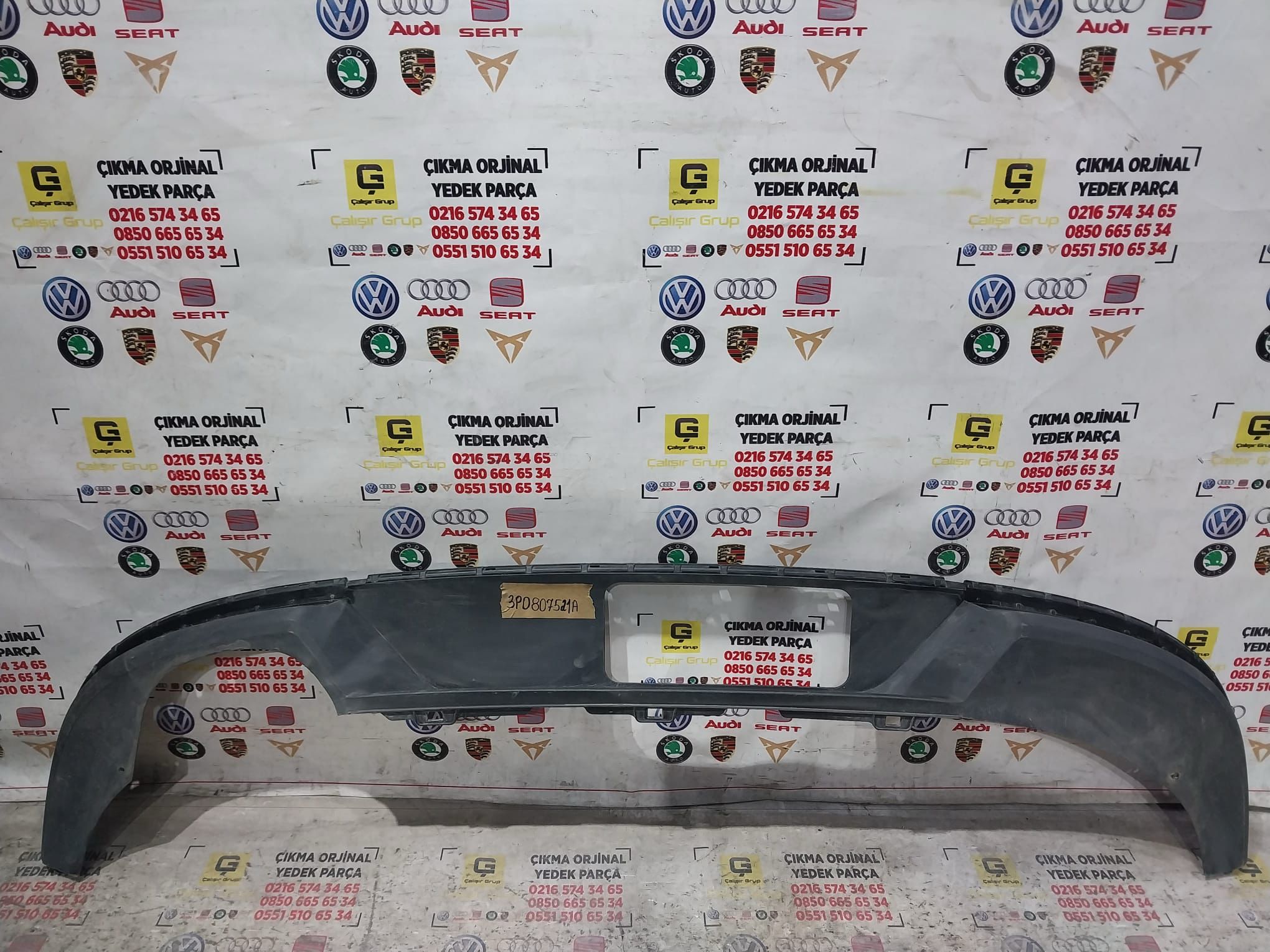 SKODA SUPERB 2025 ARKA TAMPON DİFÜZÖRÜ OEM 3P0807521A
