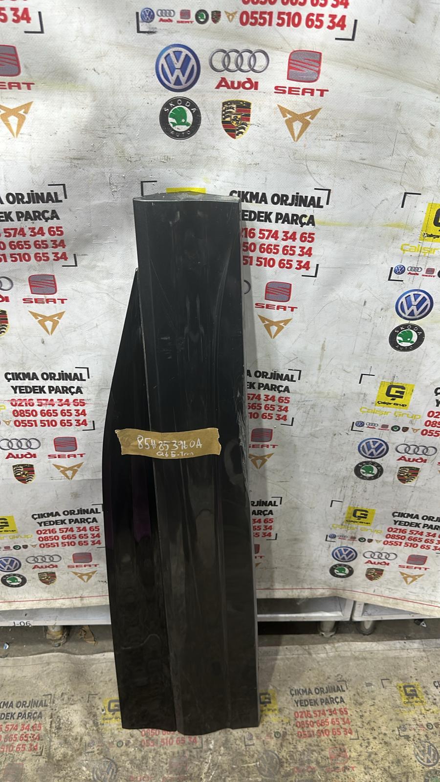AUDİ Q6 SAĞ ÖN KAPI BANDI OEM 85H853960A